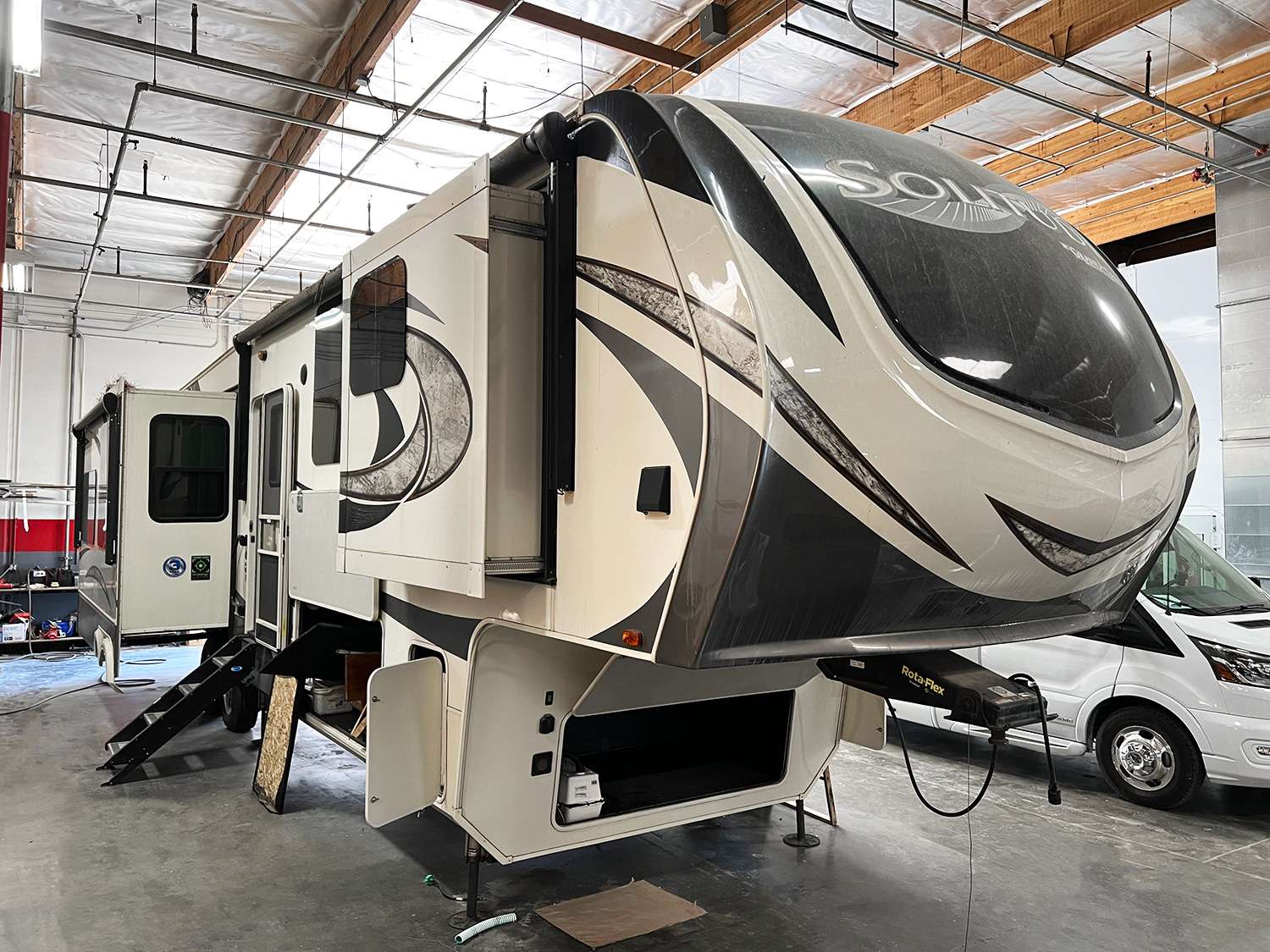 Fifth Wheel Repair: Pin Box, Upper Deck and Front Cap at the OCRV Center shop in Yorba Linda